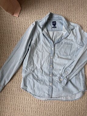 GAP Pale Blue Chambray Button-Down Shirt